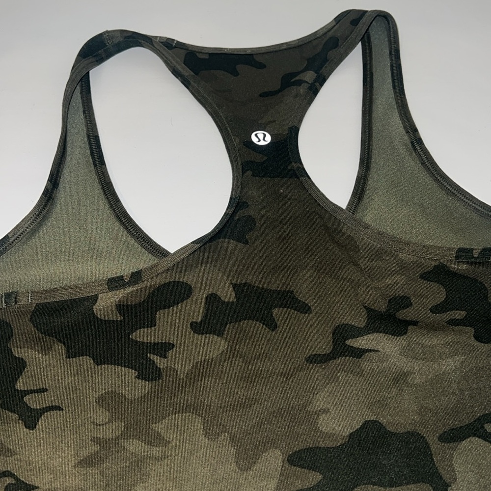 LULULEMON RACERBACK TANK TOP SIZE 12 💕🌼⭐️🌸🌺💖⭐️ - Picture 4 of 6